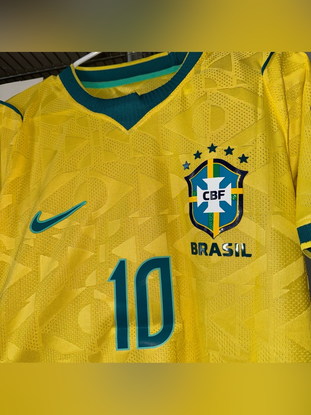 Nike Brazil 2026 #10 Neymar Jr Men’s Home Soccer Jersey 🆕 - Picture 5 of 8